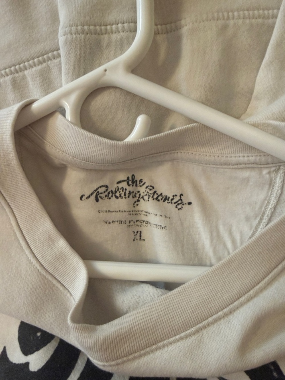 The Rolling Stones Logo Cream Sweatshirt Black Print XL - Picture 3 of 3
